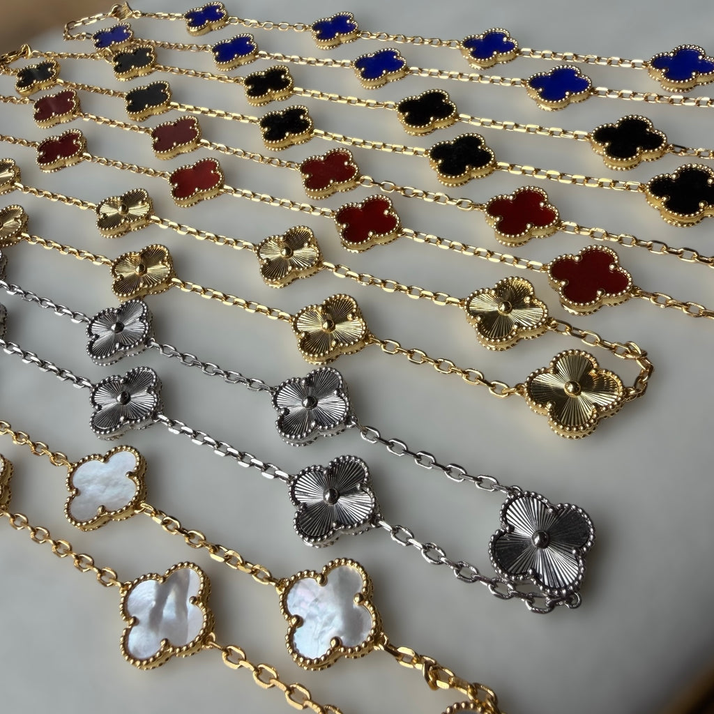 Full clover Necklace