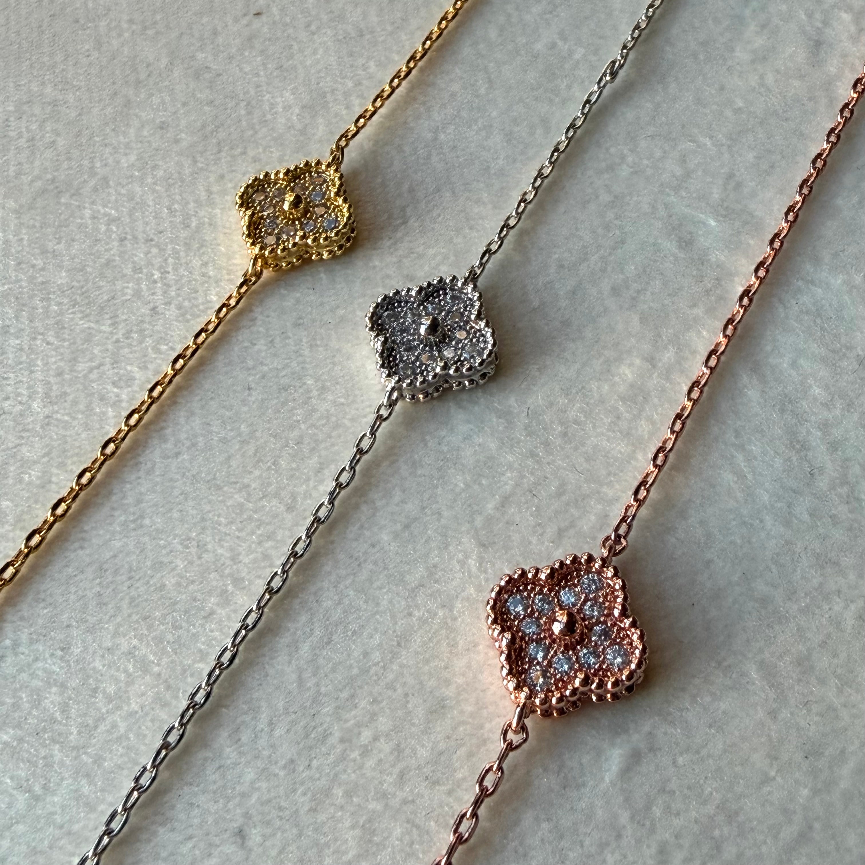 Mini clover circonias bracelet