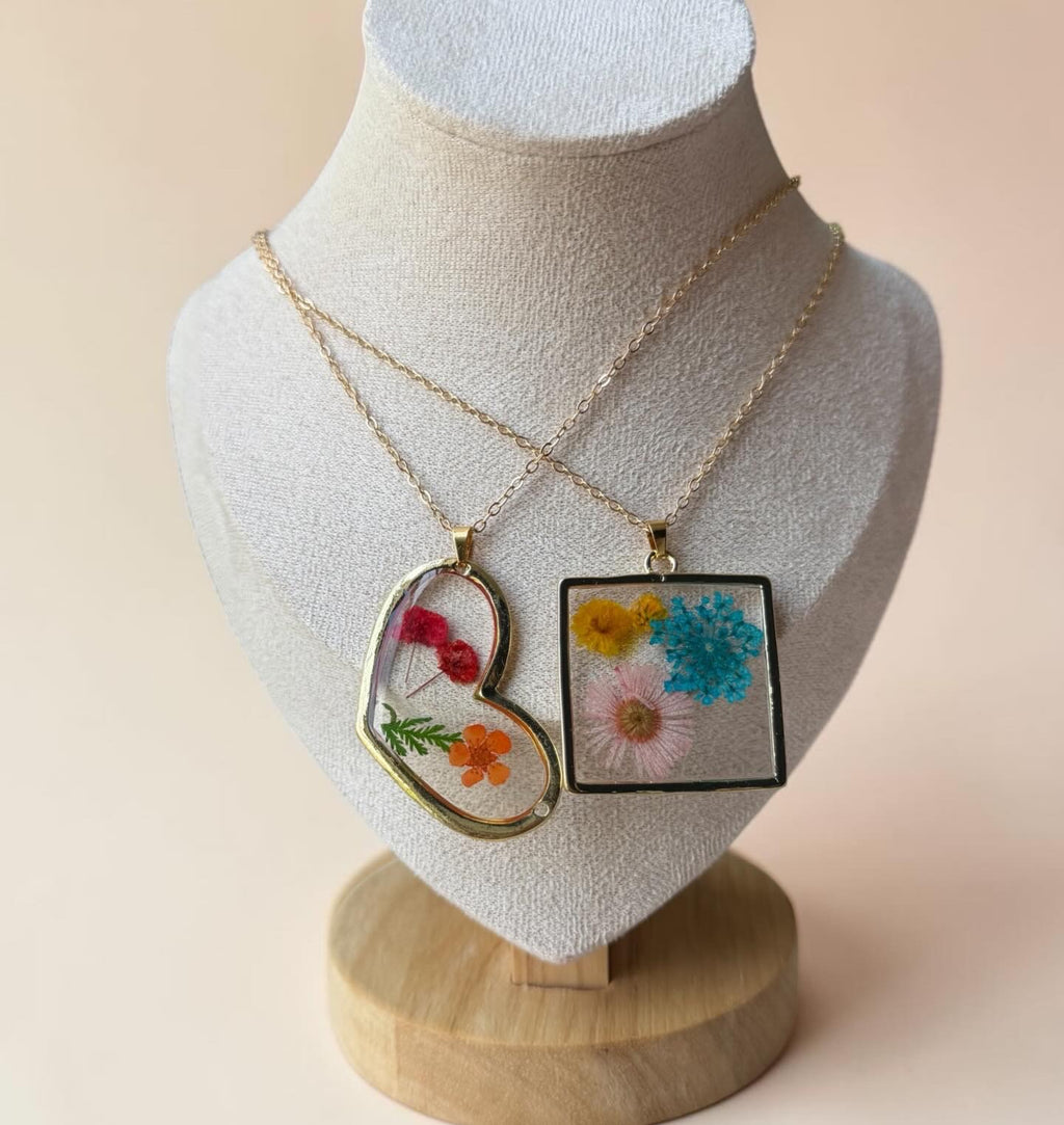Flower natural Necklace