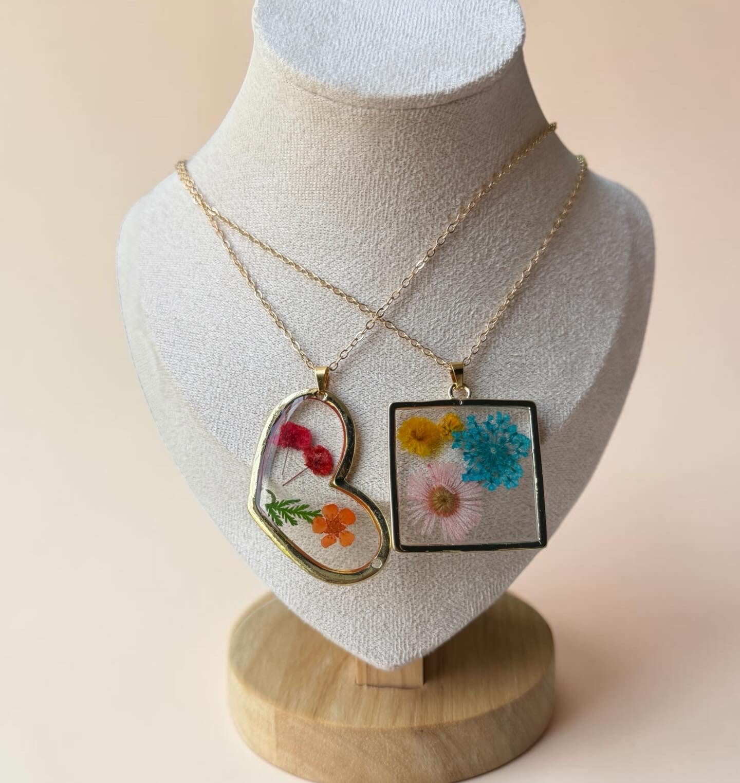 Flower natural Necklace