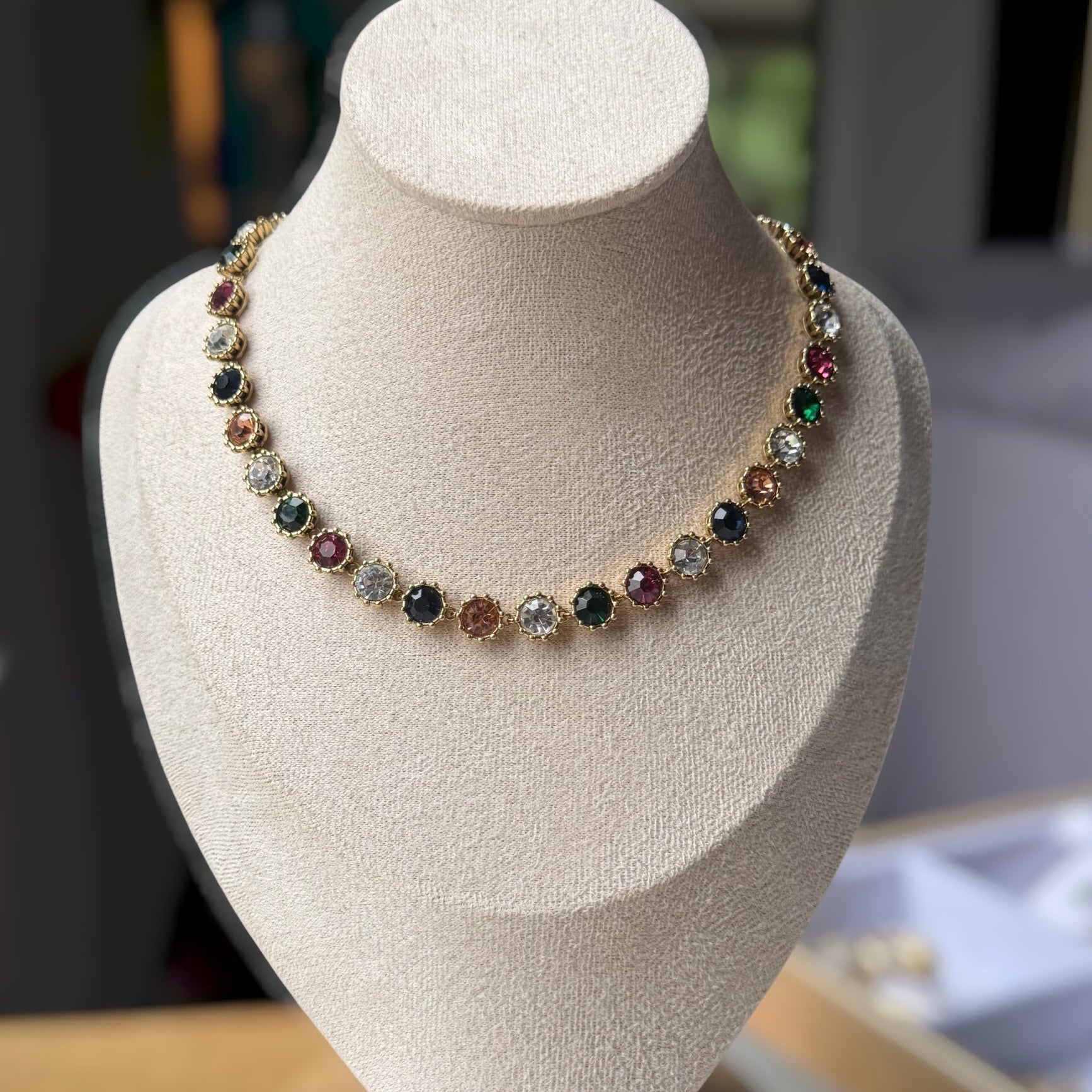 G full color Necklace