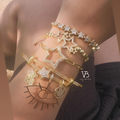 Gold circon star bracelet