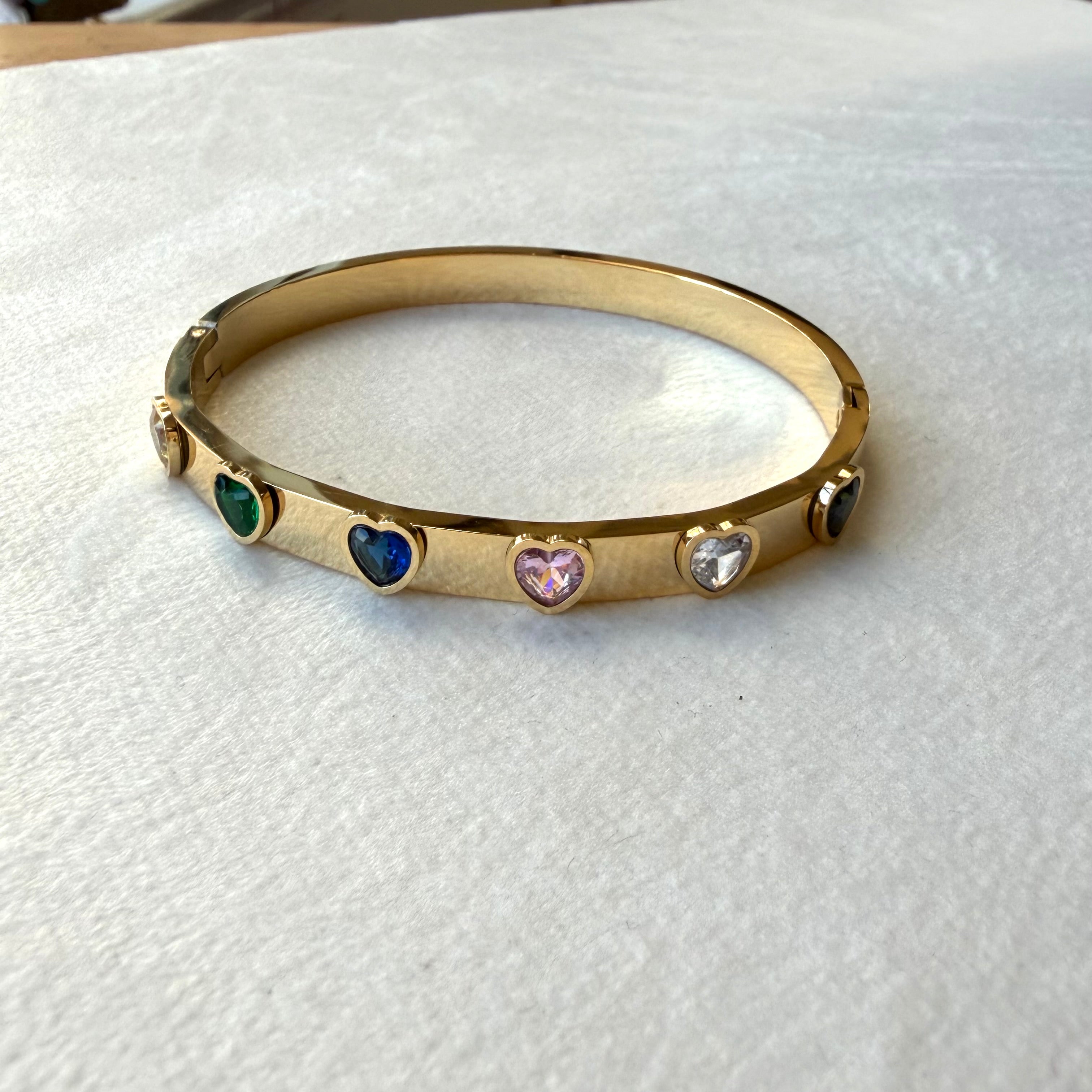 Heart colors bracelet