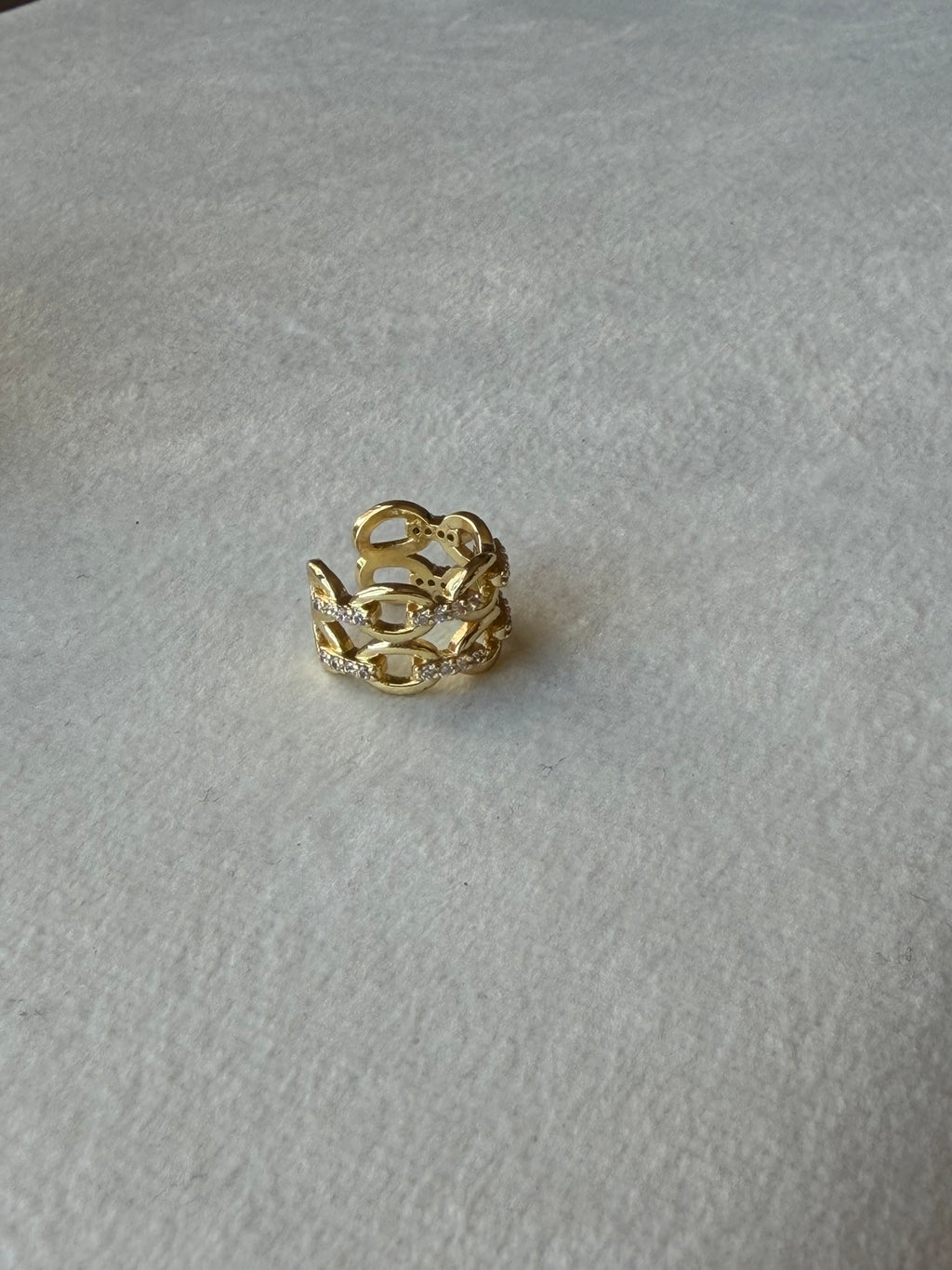 Earcuff