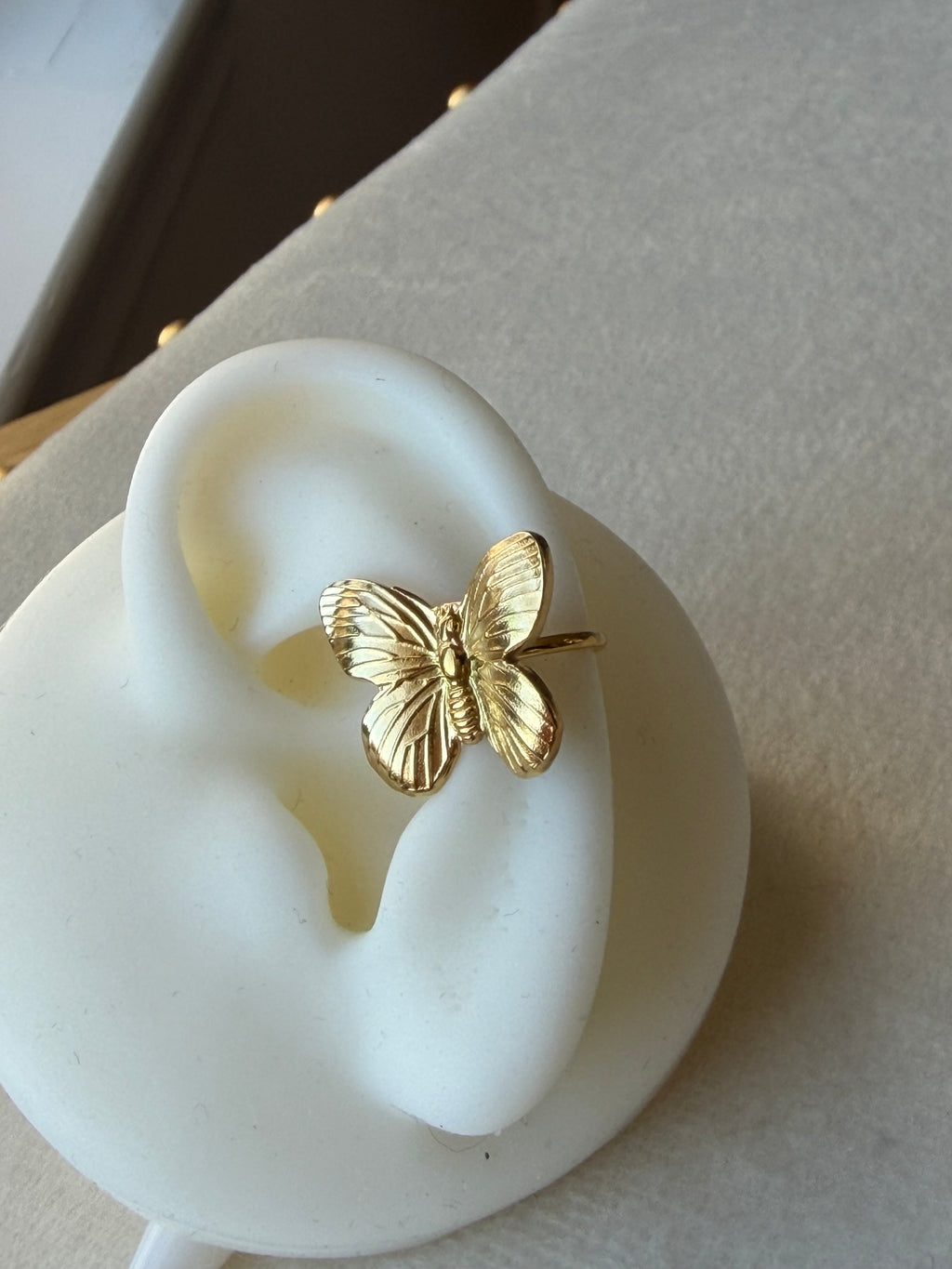 Earcuff