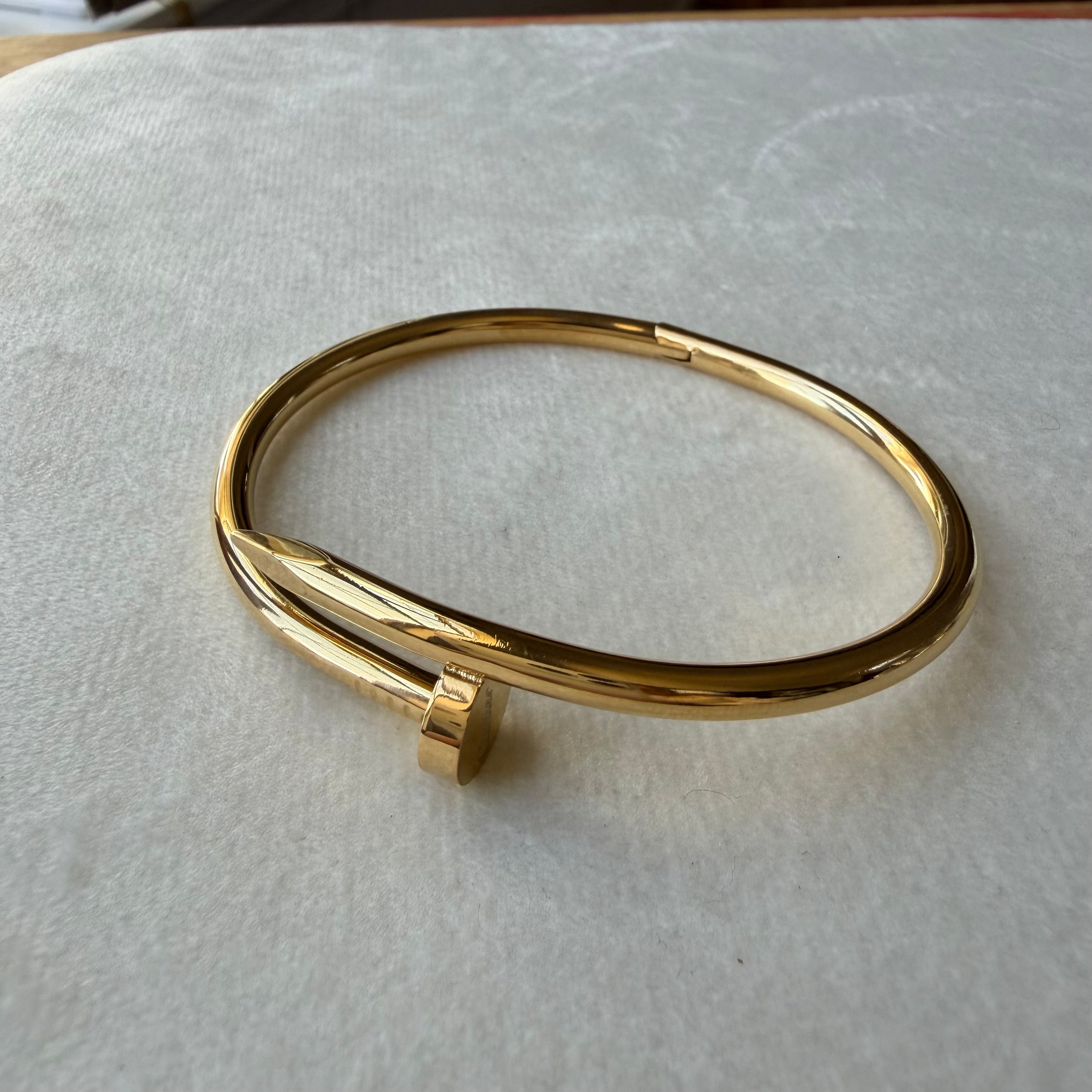 Nail classic bracelet