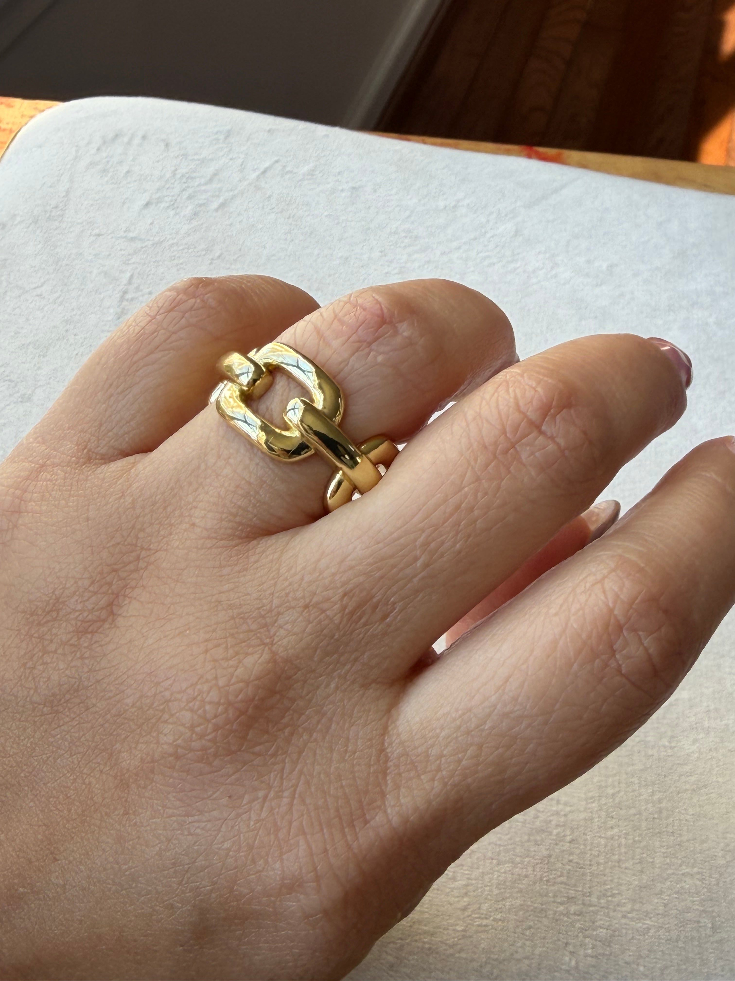 Shunky Ring