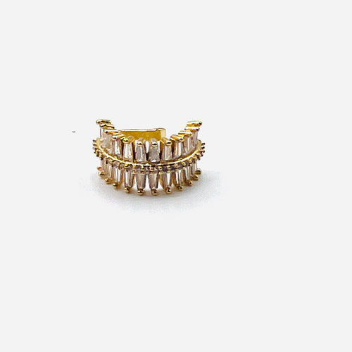 Very cristal earcuff