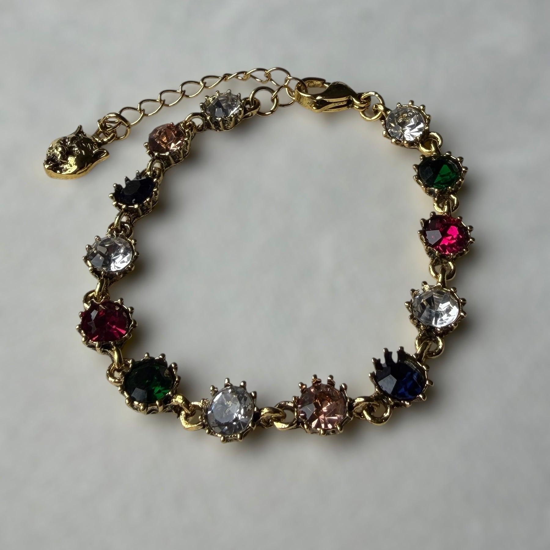 G full color bracelet