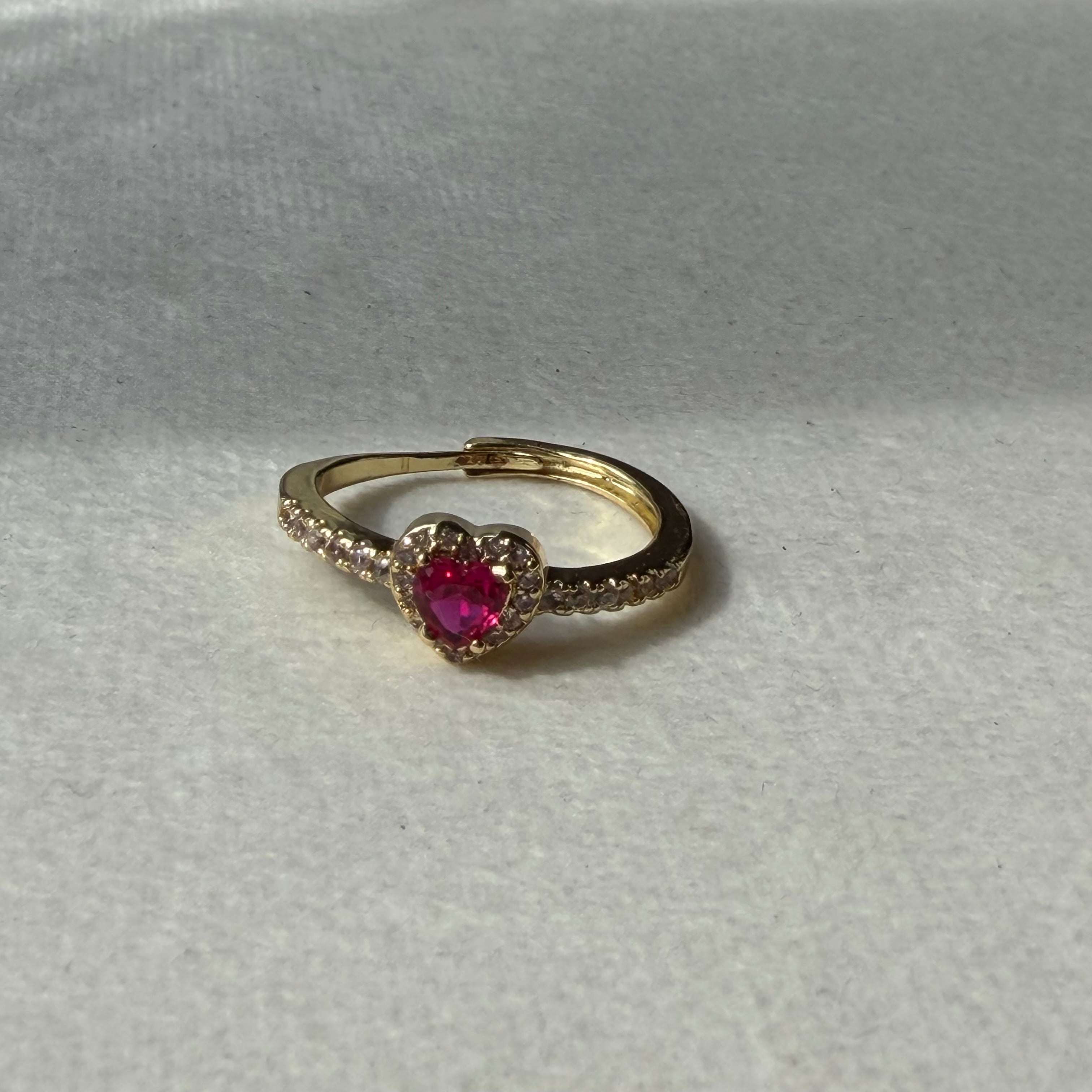 Mini Heart Ring