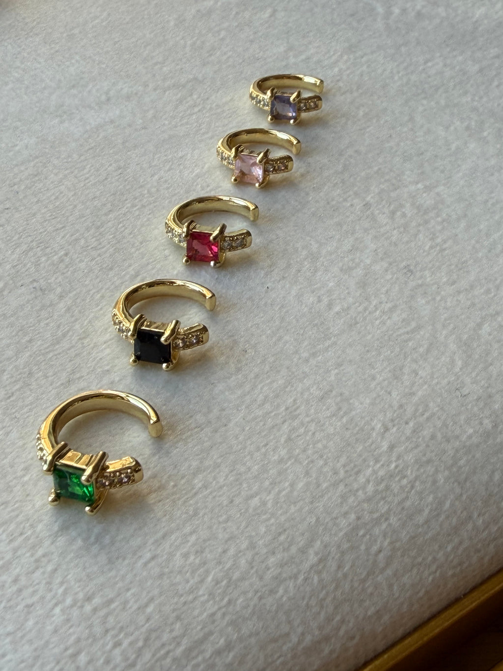Earcuff