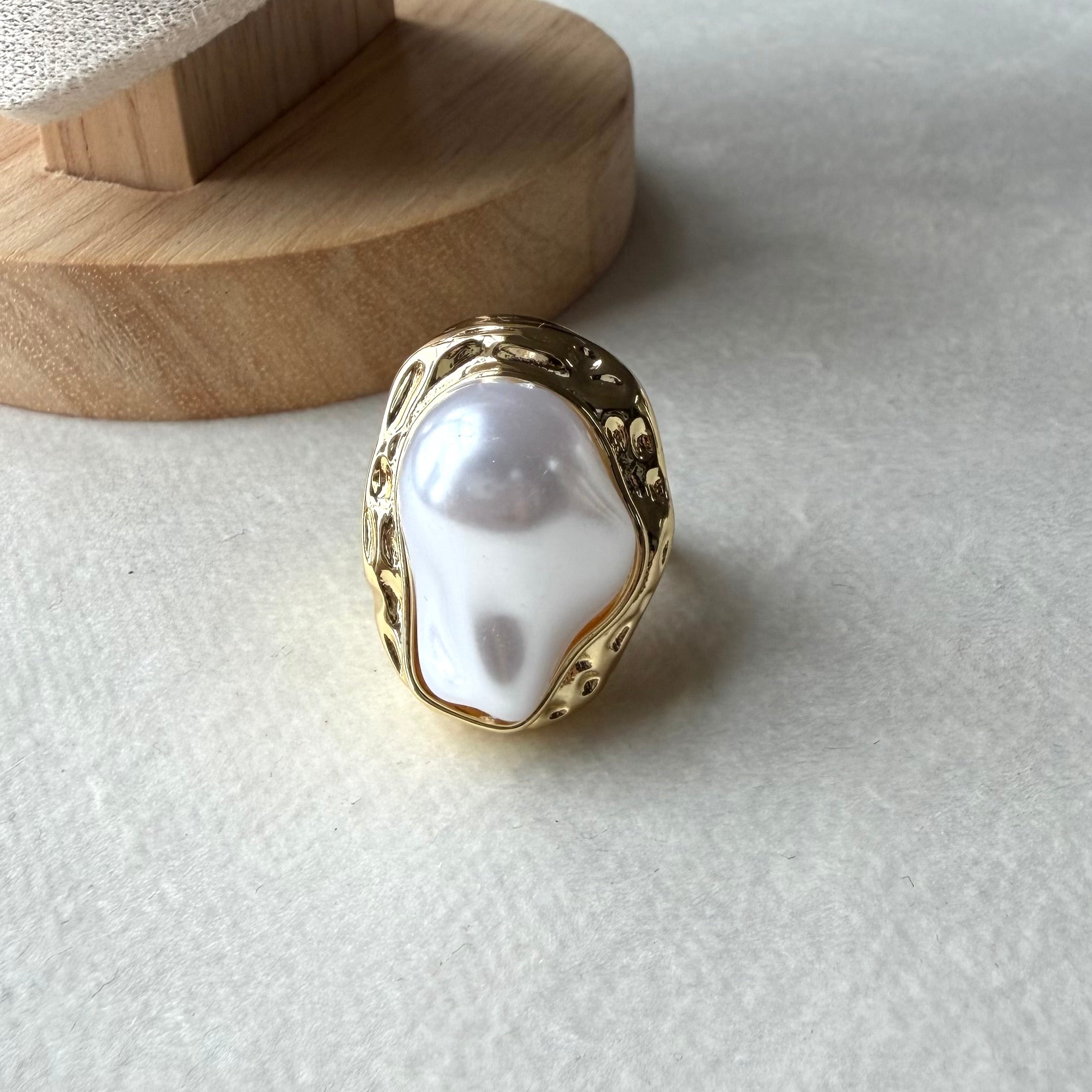 Big pearl ring