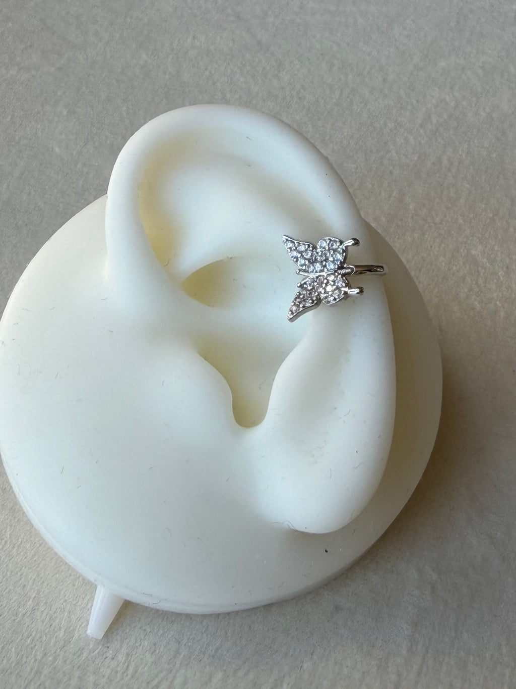 Earcuff