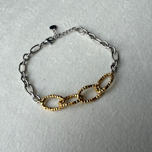 Bicolor bracelets