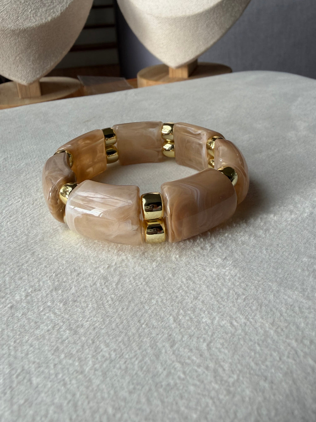 Natural stone nut bracelet