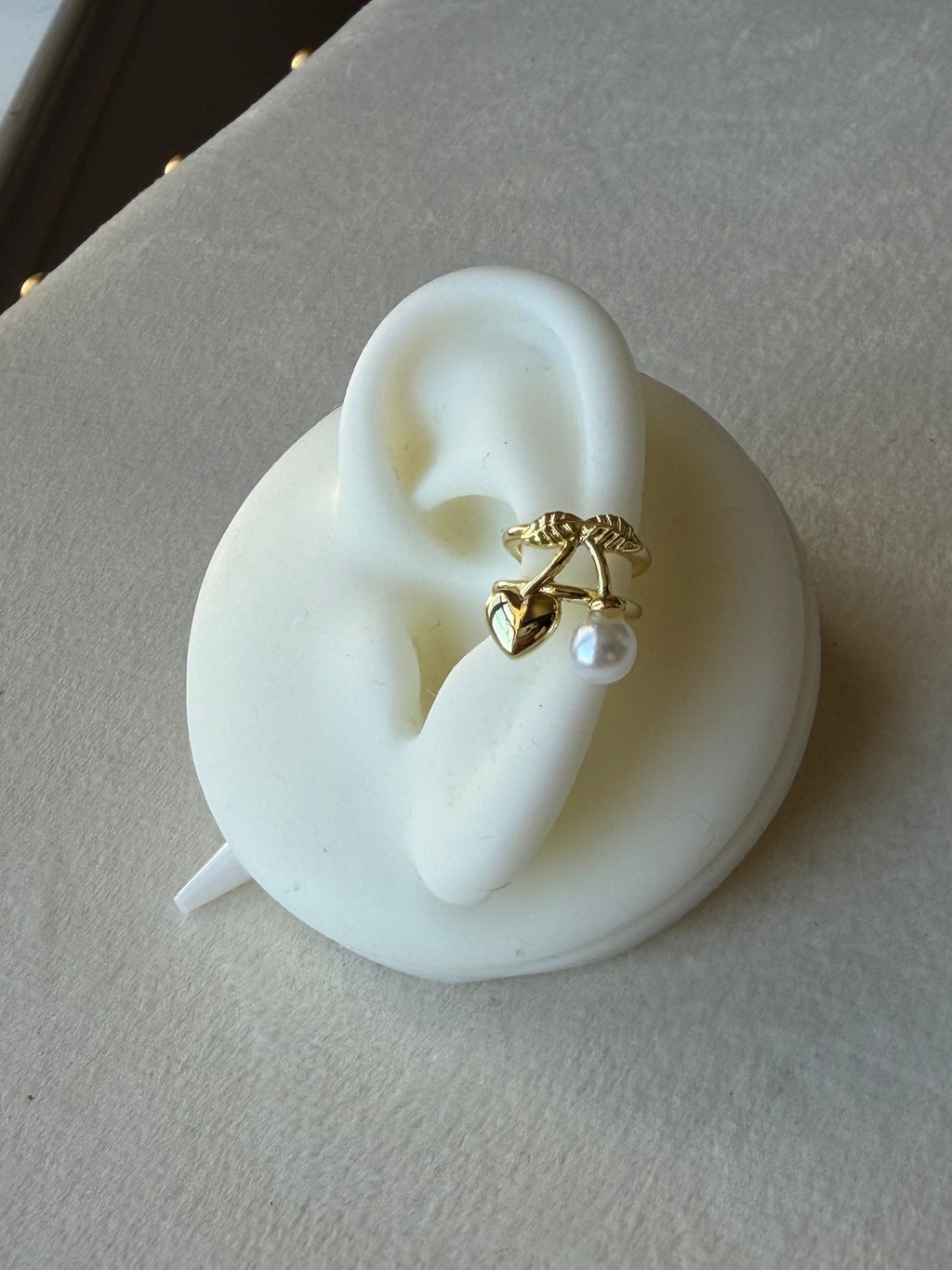 Earcuff