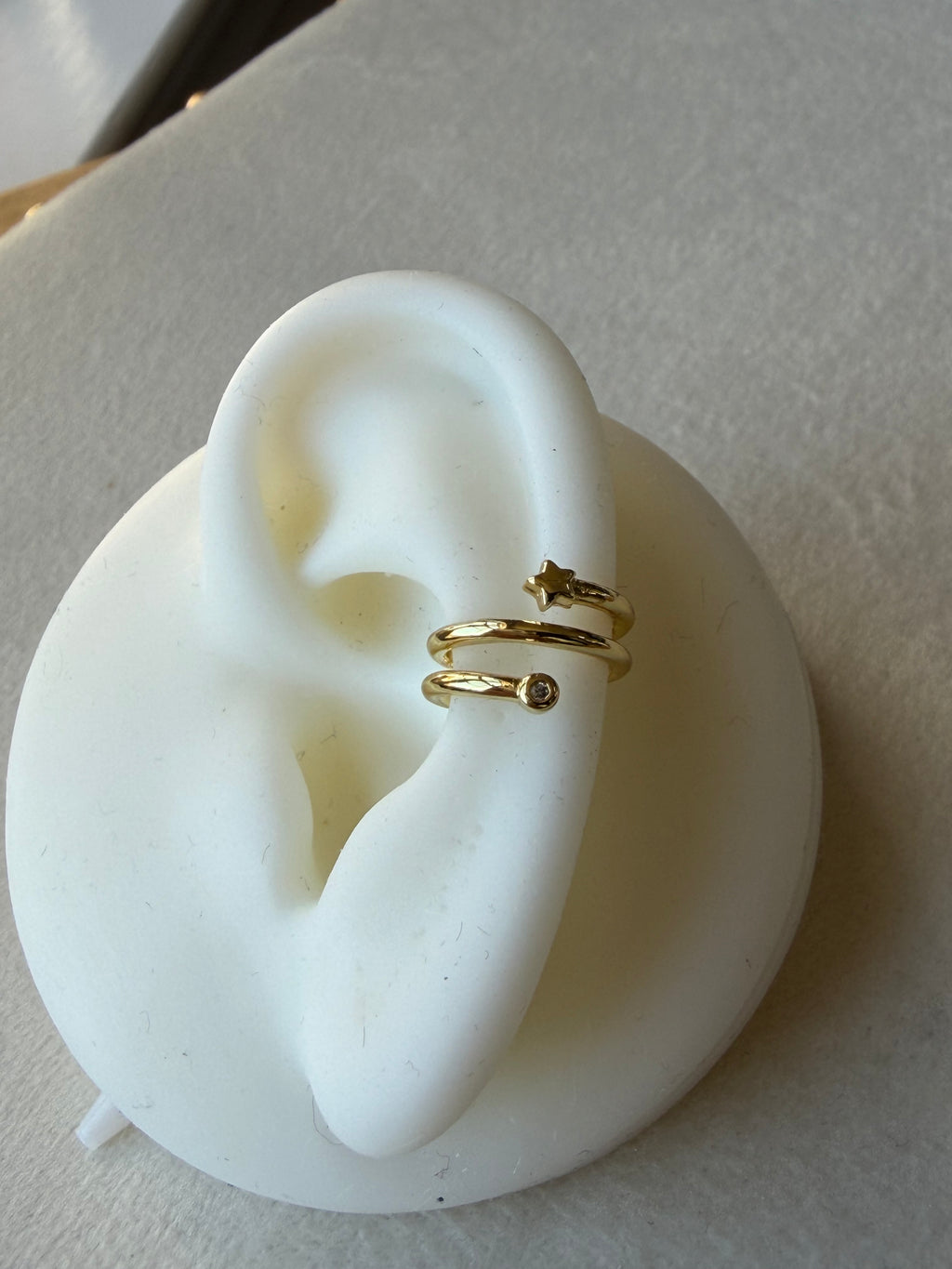 Earcuff