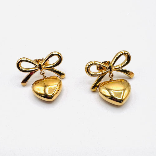Coquette y corazón Earring