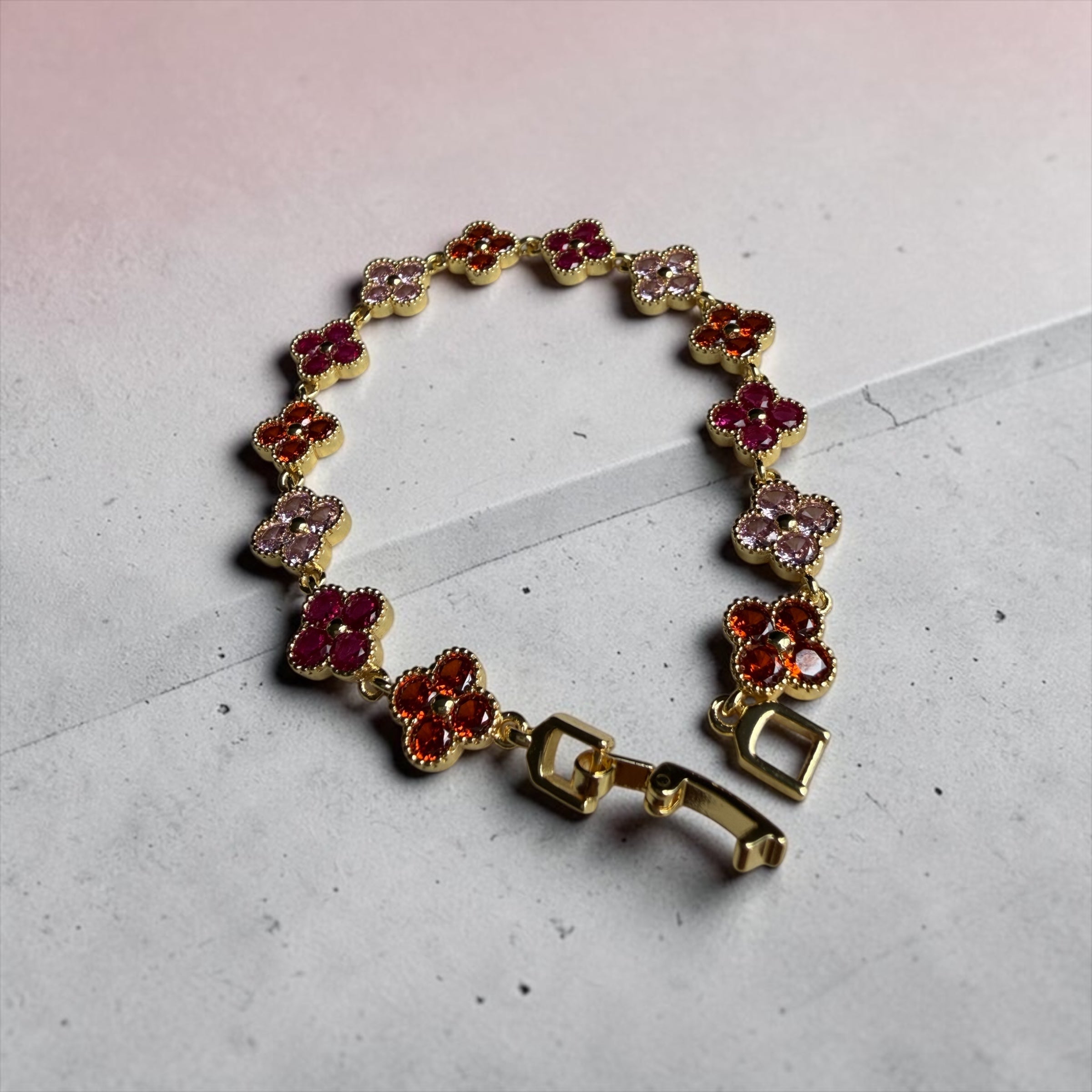 Clover cristales de colores bracelet