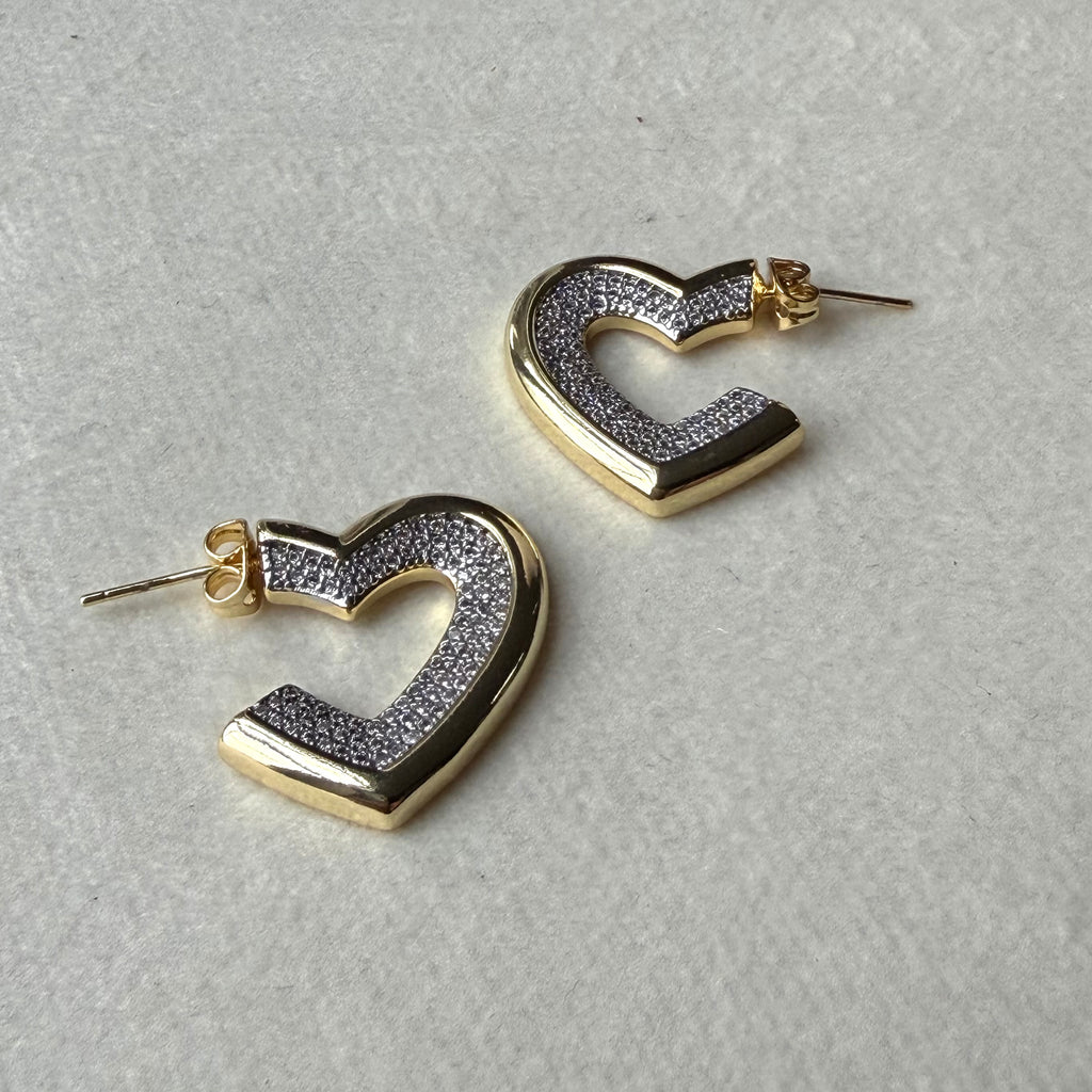 Heart bicolor earring