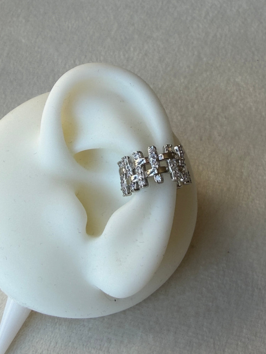 Earcuff