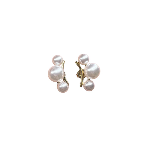 Pearl Earring