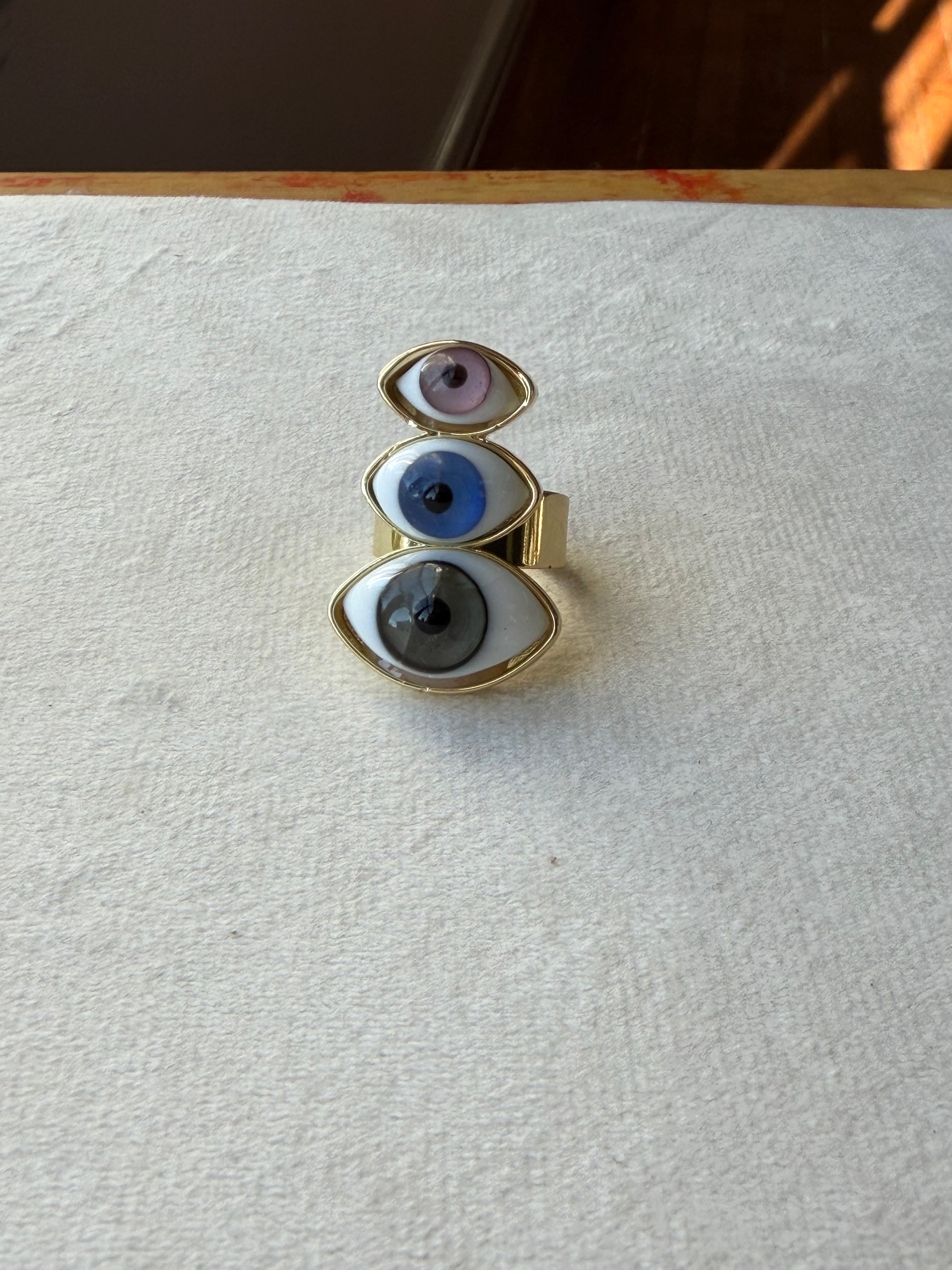 Eye trio Ring