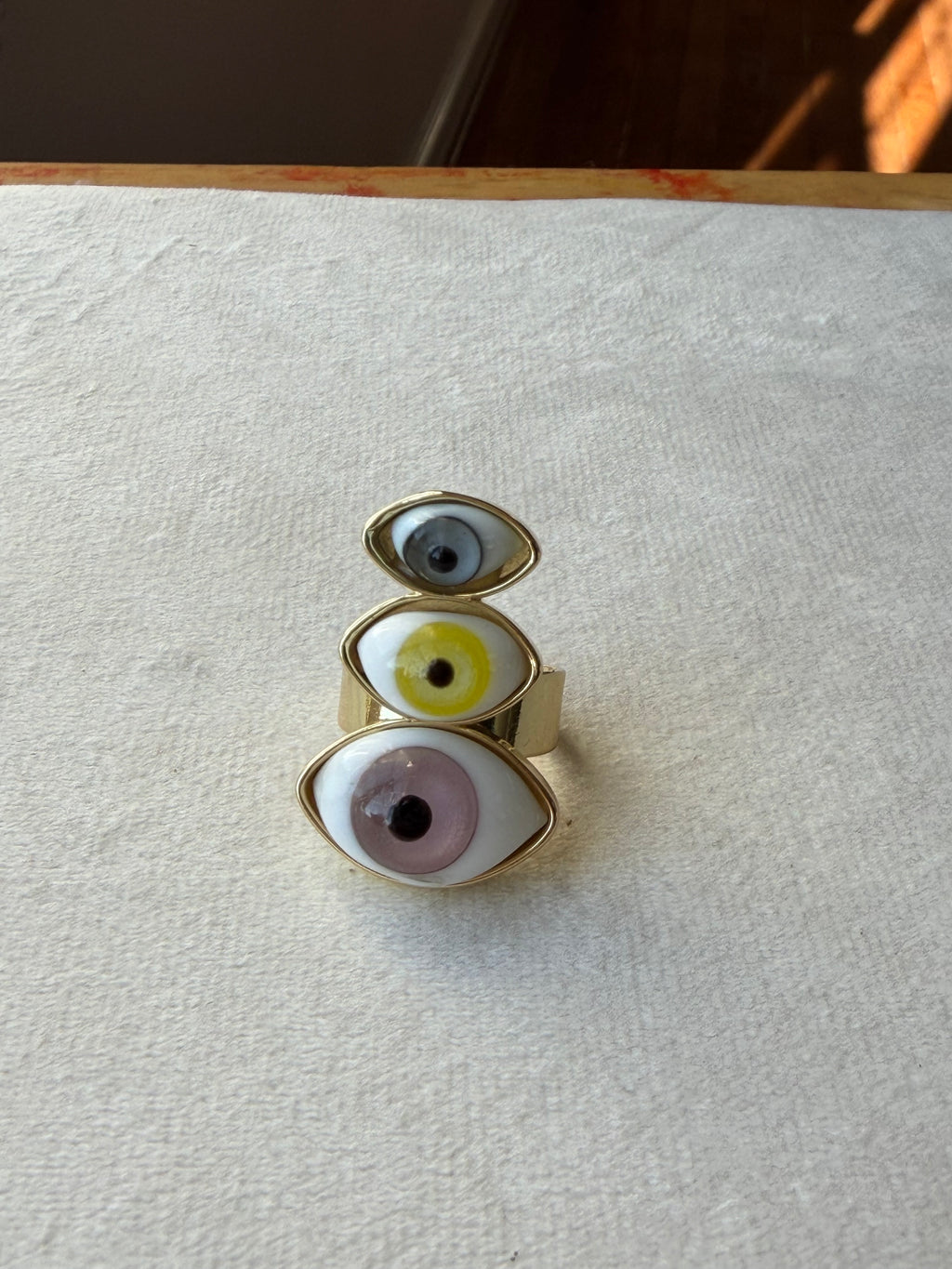 Eye trio Ring