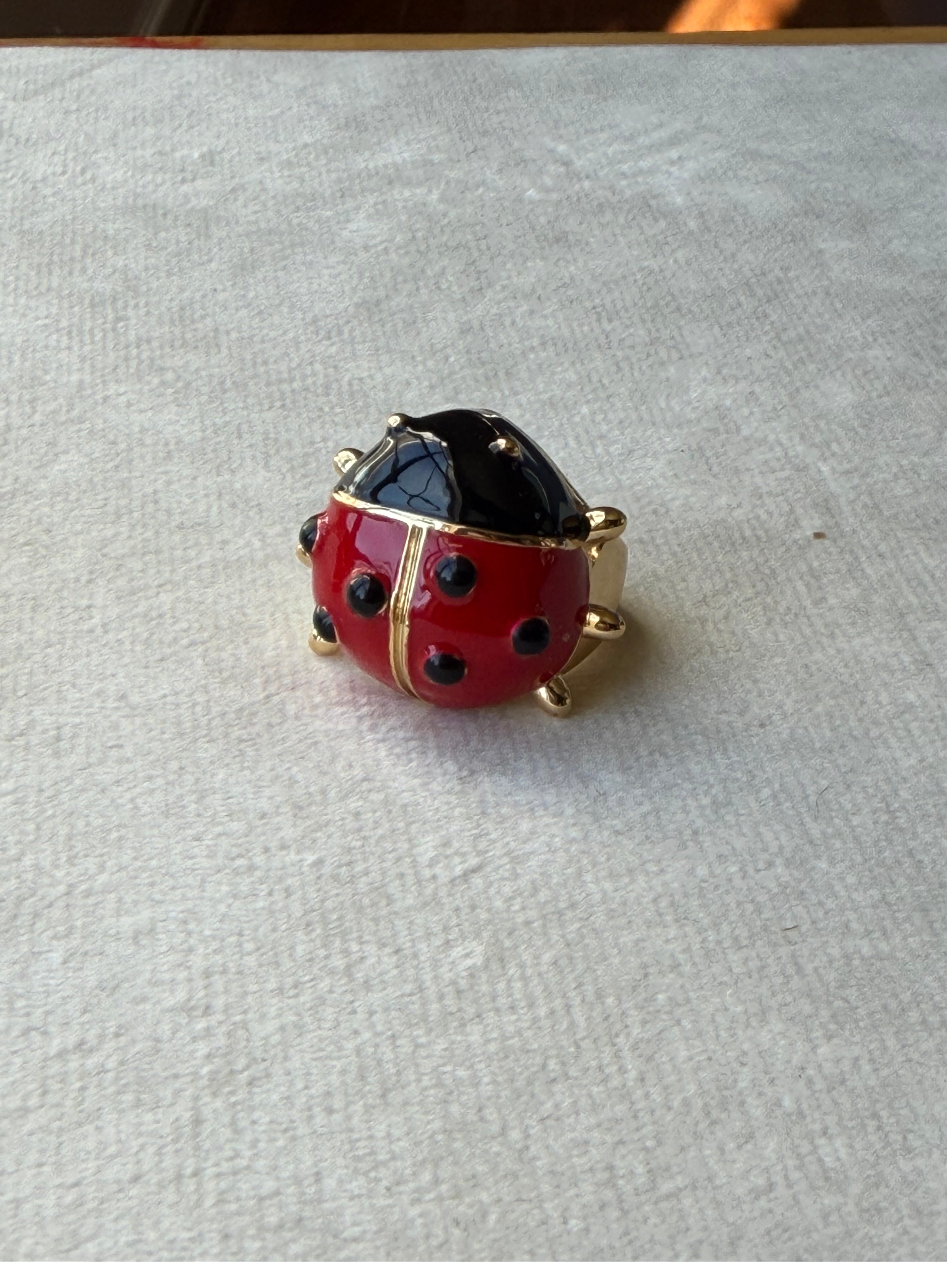 Big insectos ring