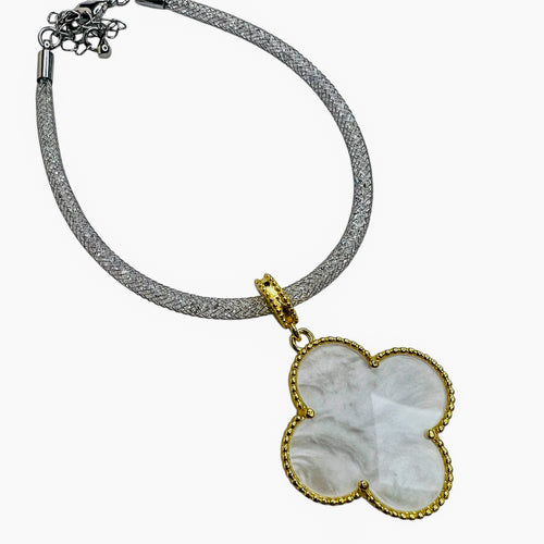 Big clover bracelet