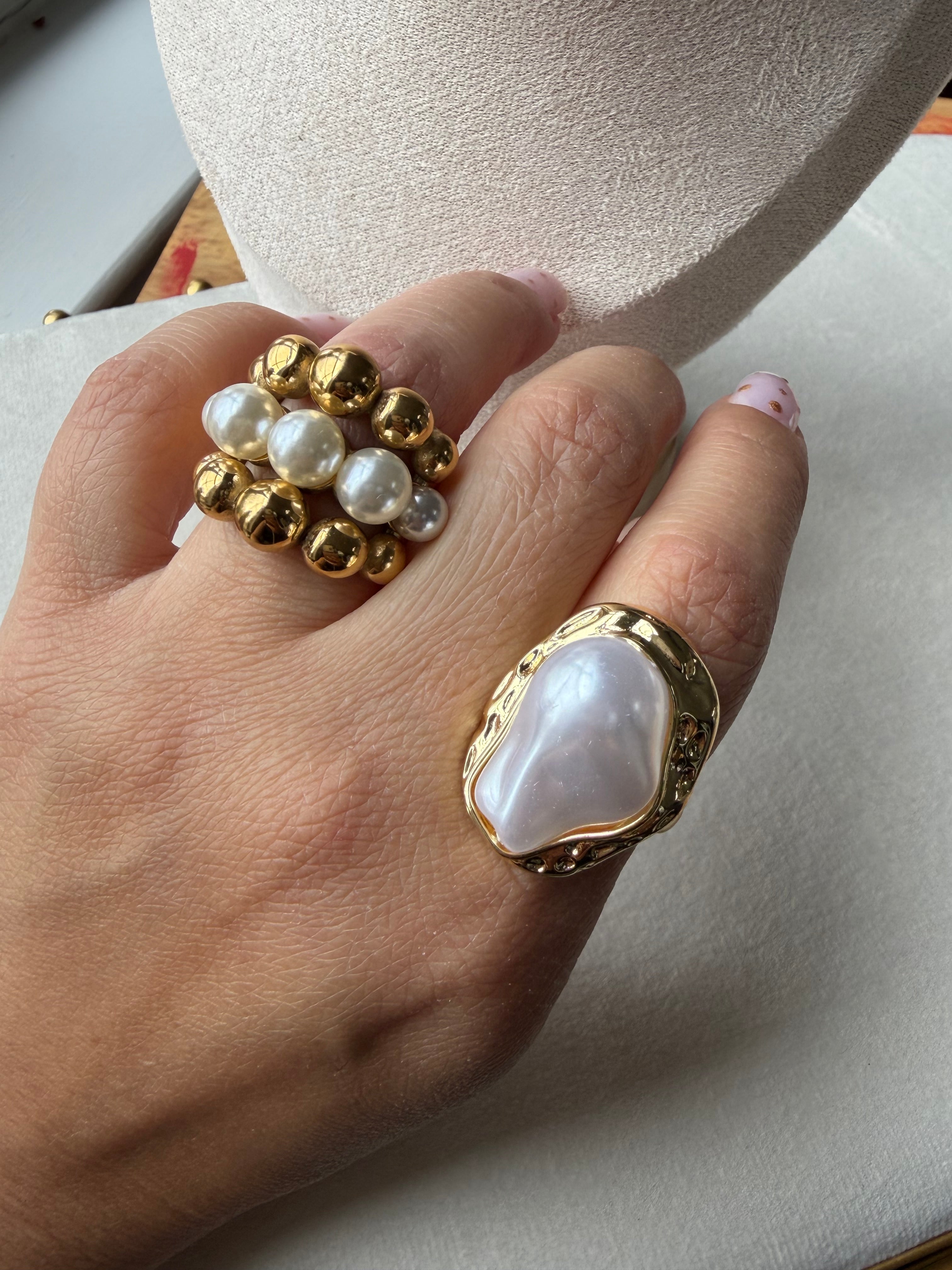 Big pearl ring