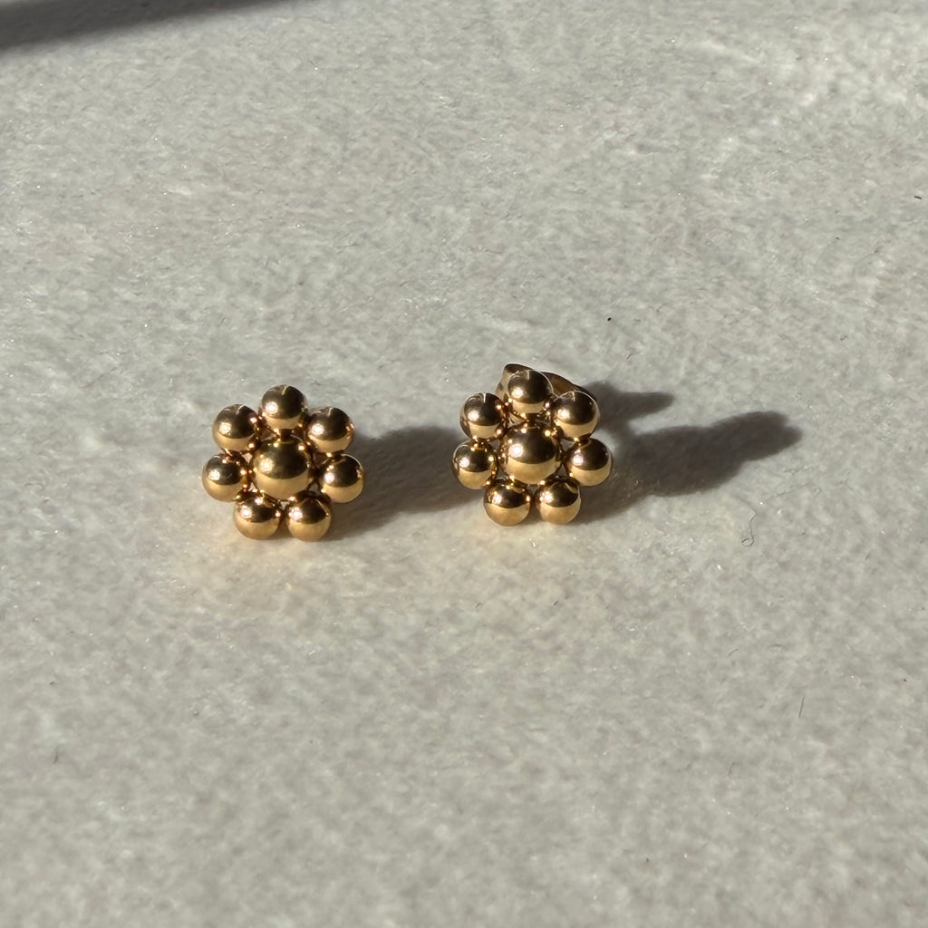 Flower mini earring