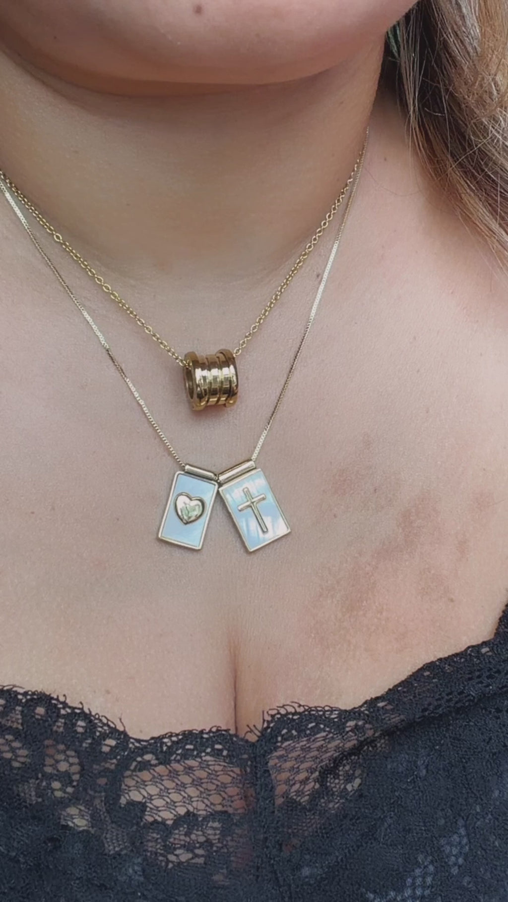 B necklace